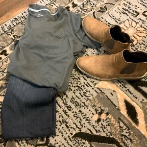 Men’s Departwest designer shirt. Size small.